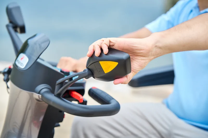 Adjustable-rearview-mirrors-3